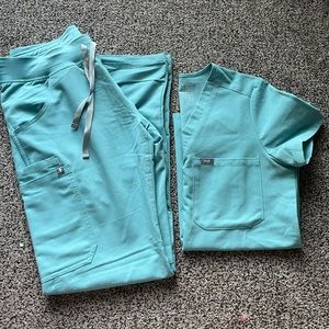 Figs Scrubs in Seaglass